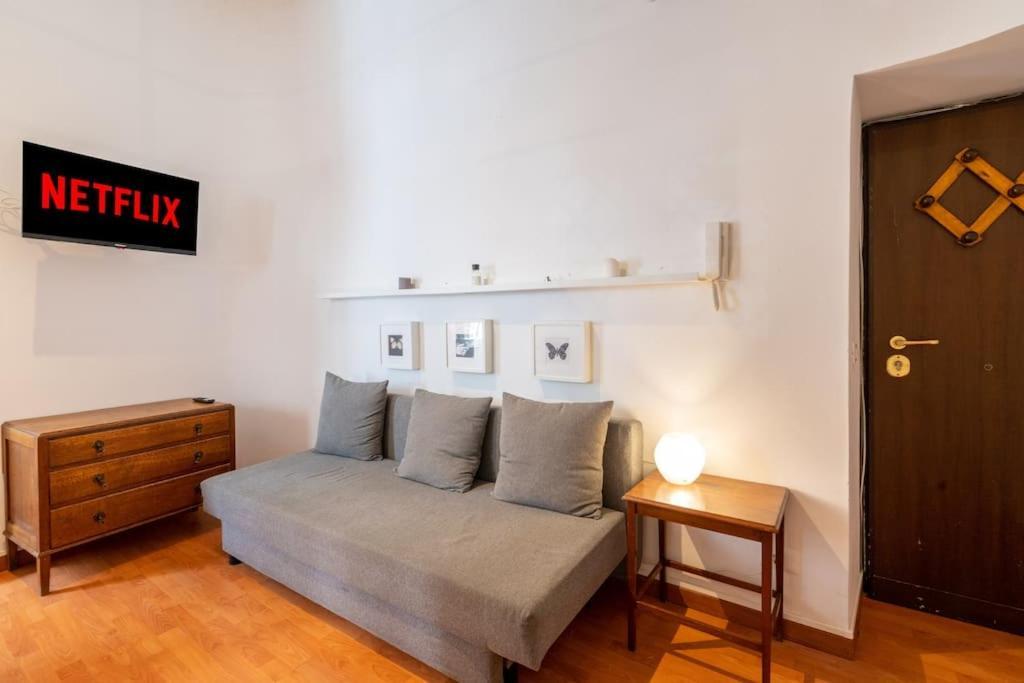 Tiny House Nel Cuore Di Roma Bagian luar foto