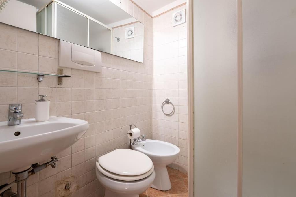Tiny House Nel Cuore Di Roma Bagian luar foto